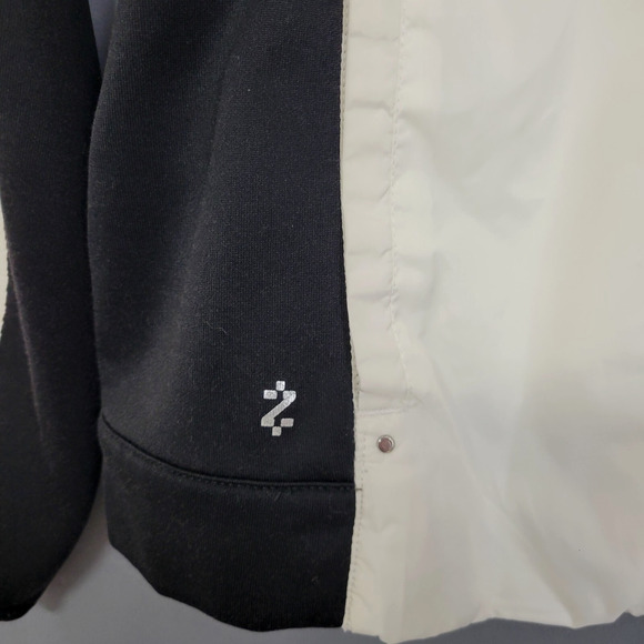 Izod PFX Windbreaker Jacket Womens XS White Black Full Front Zipper Pockets Golf - Picture 6 of 14